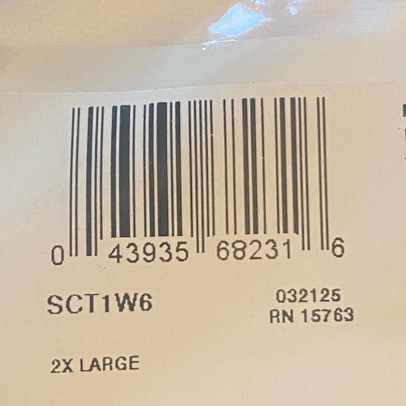 Hanes Best Tagless T-Shirts / Undershirts — White Tahirts — 2XL - Picture 5 of 5